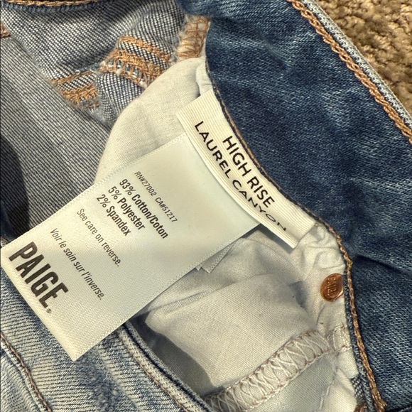 PAIGE Light Blue High Rise Denim Jeans Laurel Canyon Size 28 - Picture 4 of 7